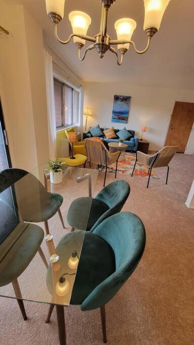 Apartment, One Bedroom Arlington