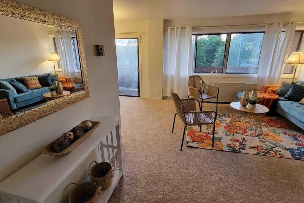 Apartment, One Bedroom Arlington