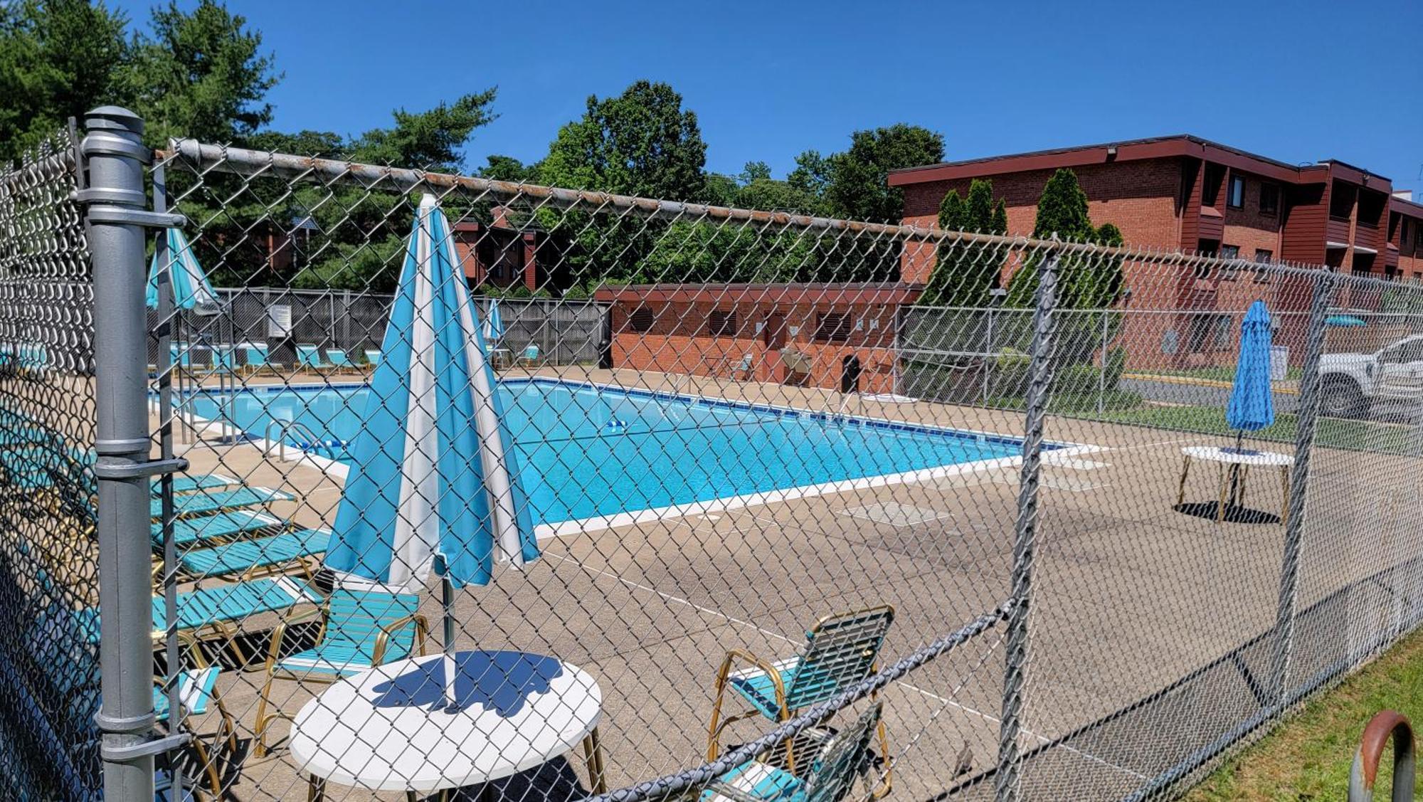 Apartment, One Bedroom * Arlington